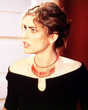 Amanda Peet